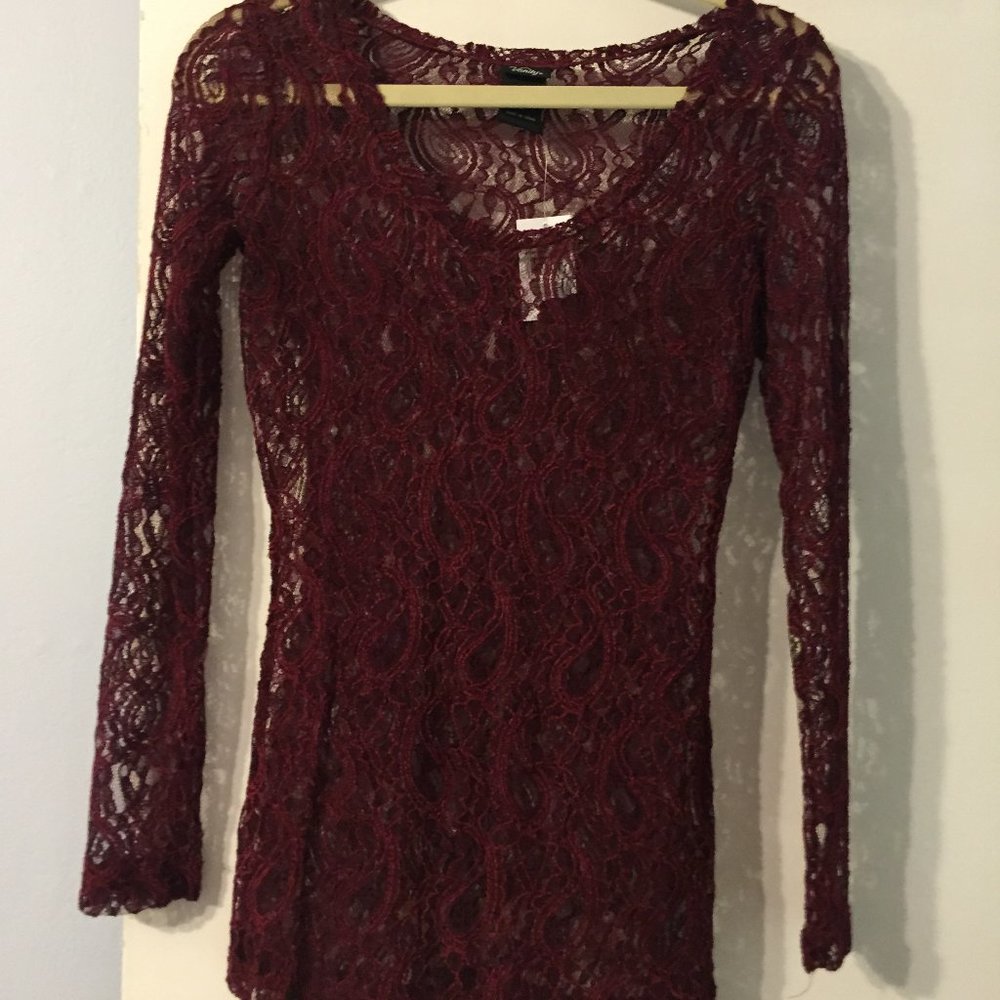 NWT Vanity Lace Long Sleeve Blouse